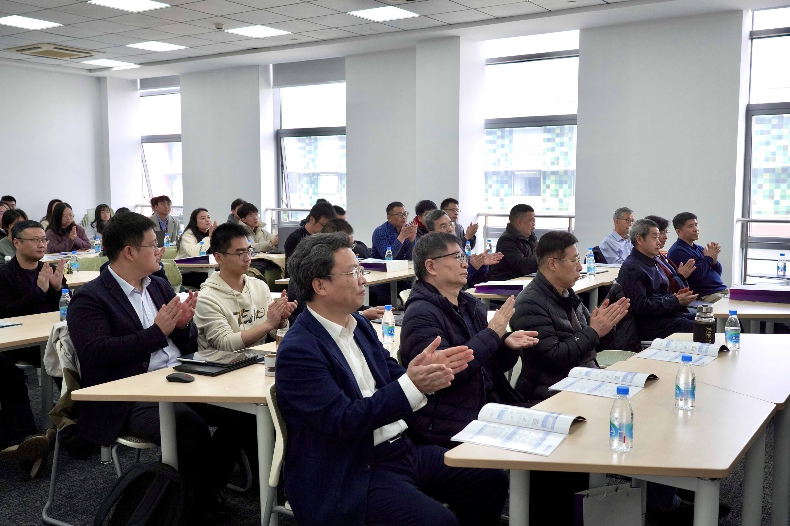 永利集团yl6809官网举办精算与数量金融研讨会 共探保险精算与数量金融前沿