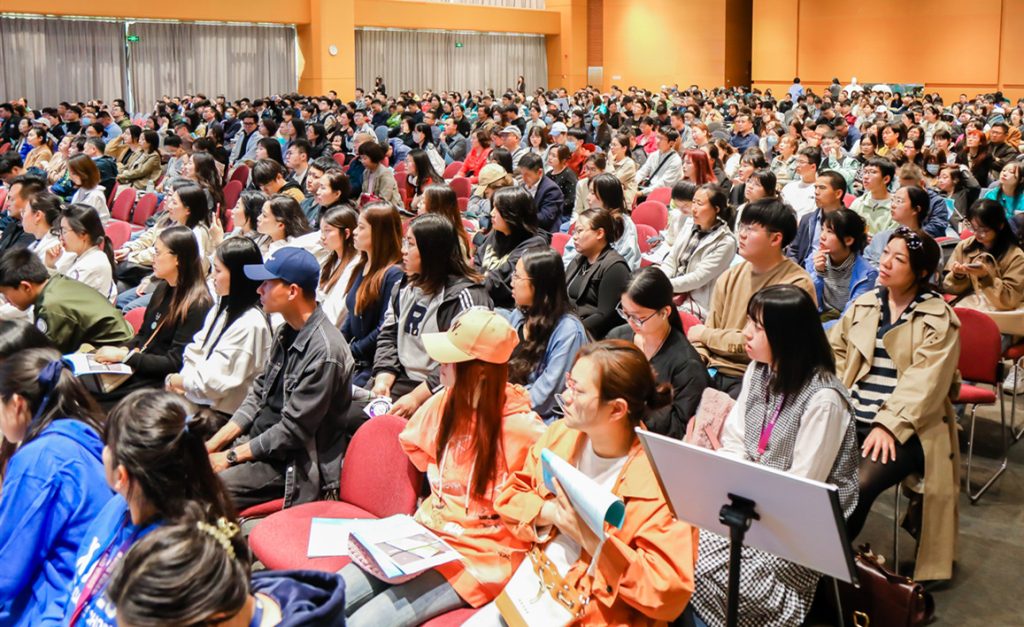 来自全国1300余人探校!直击永利2024硕士研究生开放日