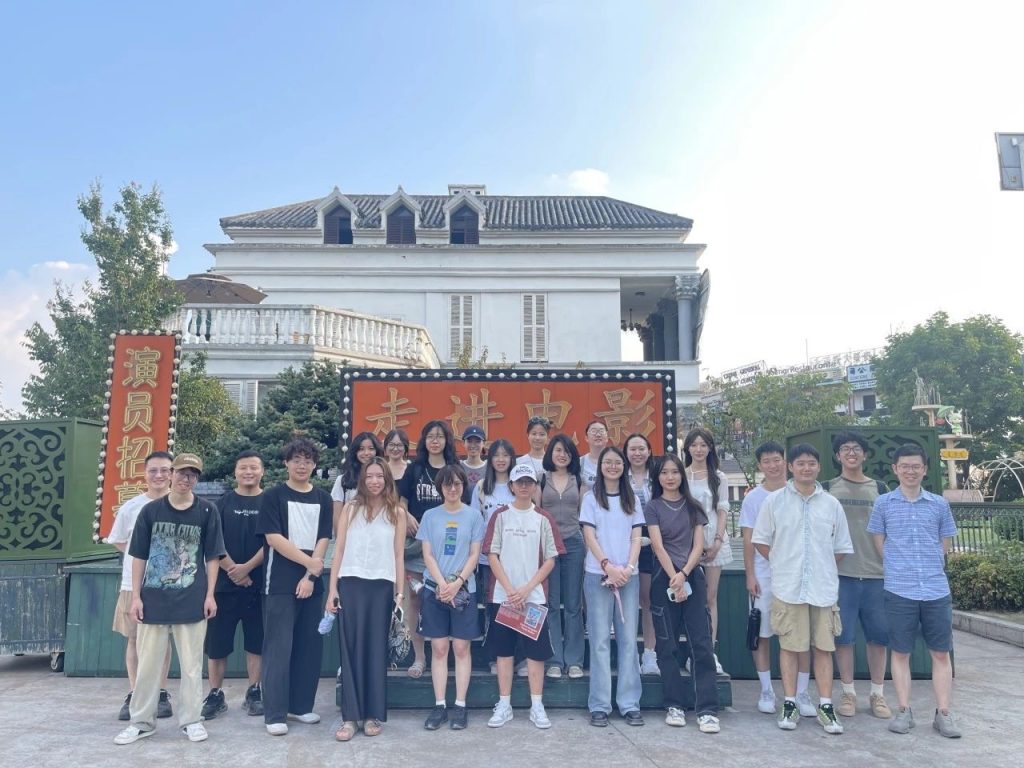 深化实践教学，拓宽行业视野——永利影视艺术学院举办横店影视研学活动