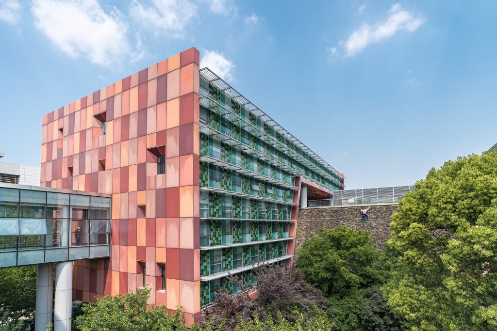专注金融领域复合型人才培养 永利集团yl6809官网金融数学硕士专业获金融风险管理师（FRM）认证