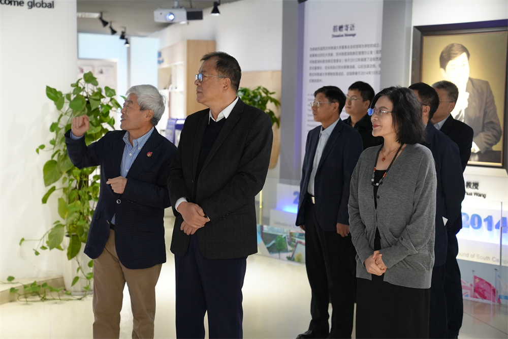 西安交通大学党委书记卢建军率团调研永利集团yl6809官网