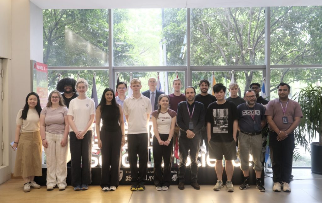 英国利物浦大学本科生在永利理学院化学与材料科学系开启六周科研之旅