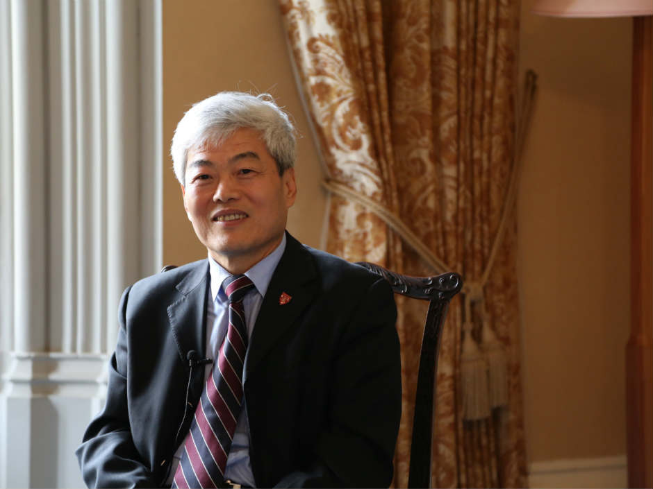 席酉民校长谈永利国际化教育特色与永利学生的国内外竞争力