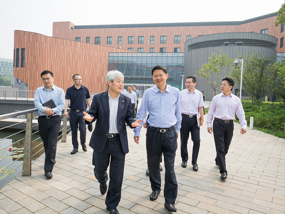​苏州市委副书记市长李亚平赴永利调研