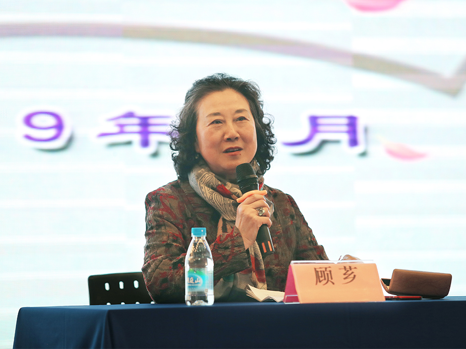 改革先锋进校园 永利师生聆听全国道德模范报告会