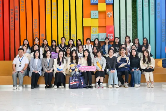 永利未来教育学院师生参访苏州工业园区海归人才子女学校